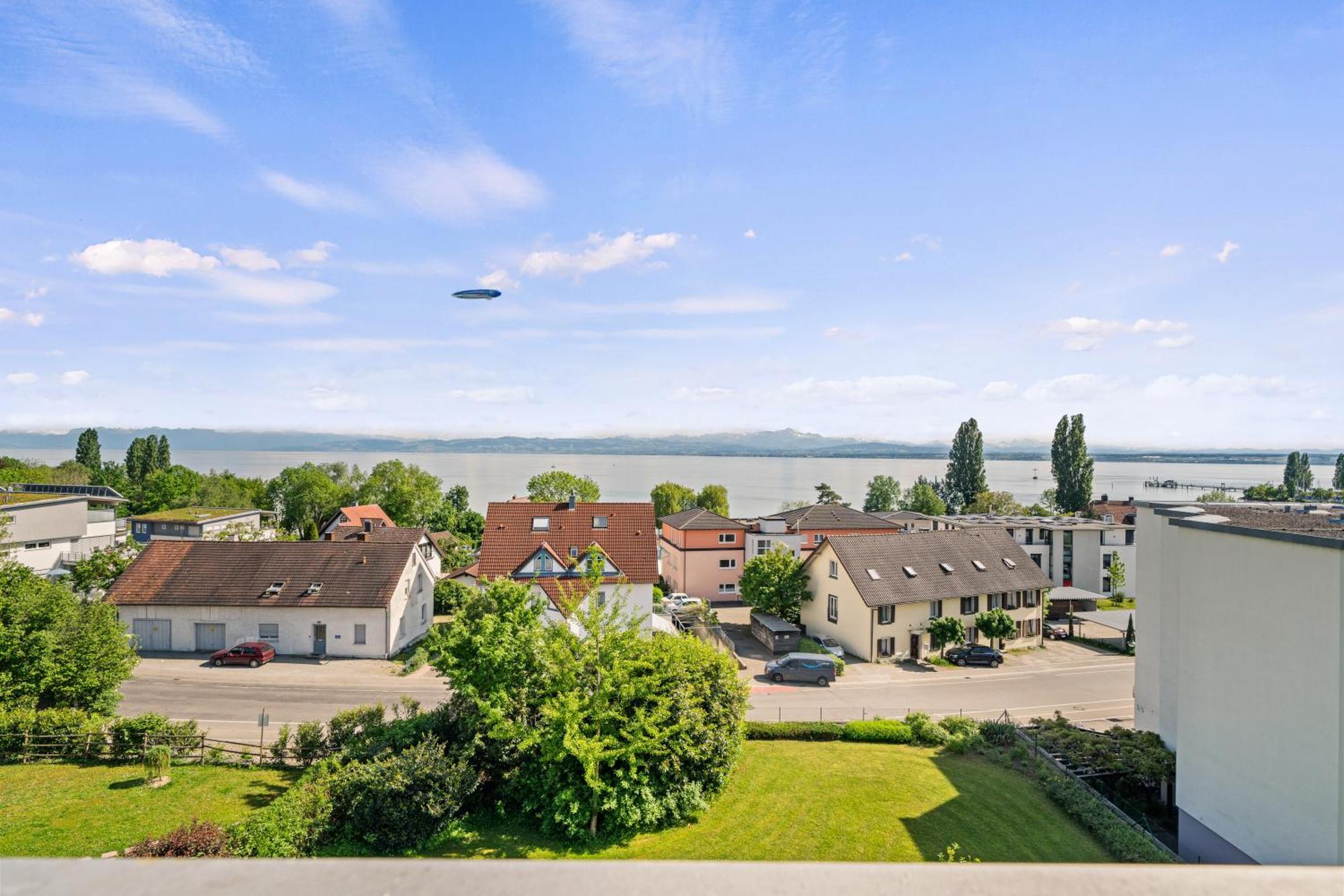 Panorama Penthouse Mit Atemberaubenden See- Und Bergblick Immenstaad am Bodensee Buitenkant foto